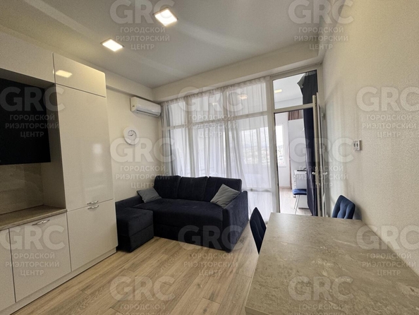 
  Продается 2-комнатный апартамент, 39.6 м², Виноградная ул, д. 22/1
. Фото 5.