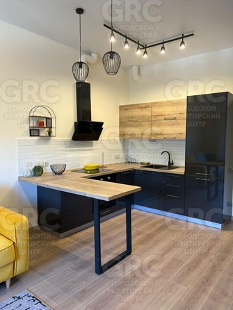 
  Продается 2-комн. квартира 70 м². Фото 1.