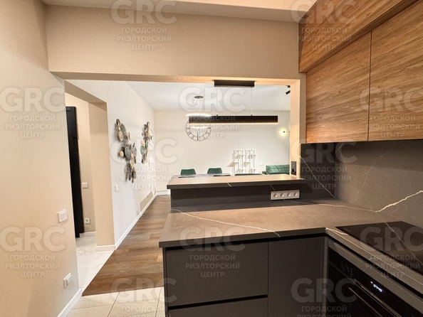 
  Продается 2-комн. квартира 56 м². Фото 9.
