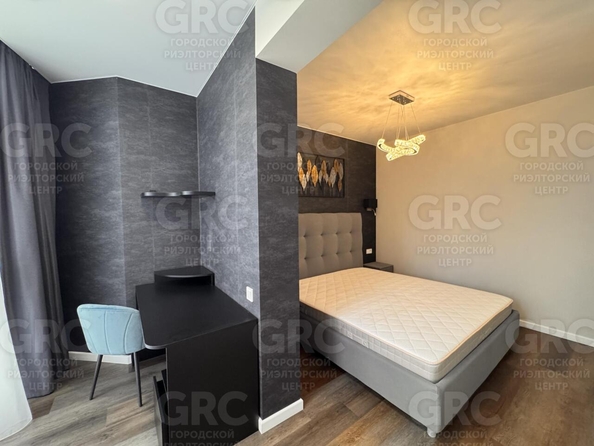 
  Продается 2-комн. квартира, 56 м², Туапсинская ул, д. 8
. Фото 12.