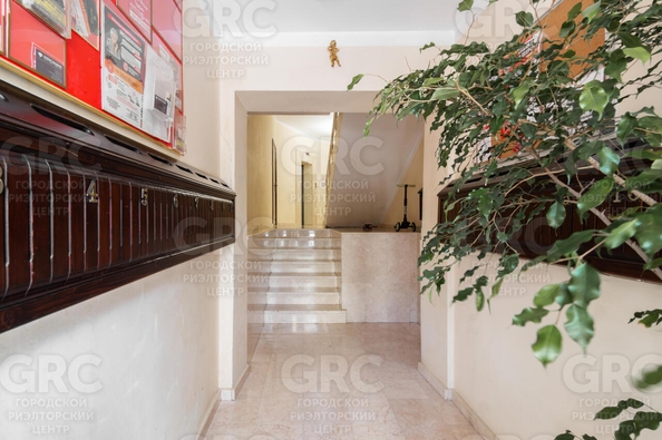 
  Продается 3-комн. квартира, 110.3 м², Виноградная ул
. Фото 4.