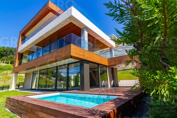 
  Продается дом, 449 м², Сочи
. Фото 1.