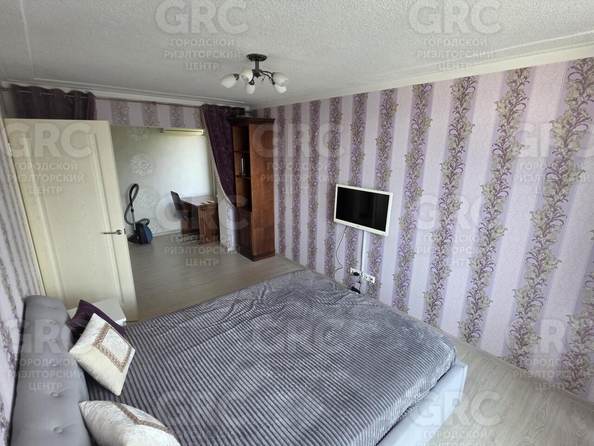 
  Продается 1-комн. квартира, 34 м², Альпийская ул, д. 37
. Фото 3.