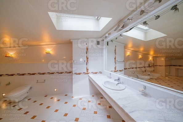 
  Продается студия 600 м². Фото 10.
