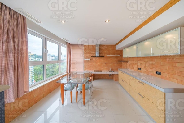 
  Продается студия 600 м². Фото 12.