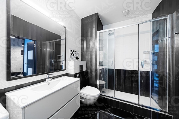 
  Продается 2-комн. квартира, 101 м², Войкова ул, д. 21
. Фото 2.