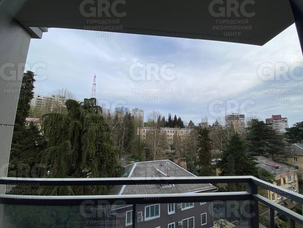 
  Продается 3-комн. квартира, 72.5 м², Туапсинская ул, д. 10
. Фото 5.