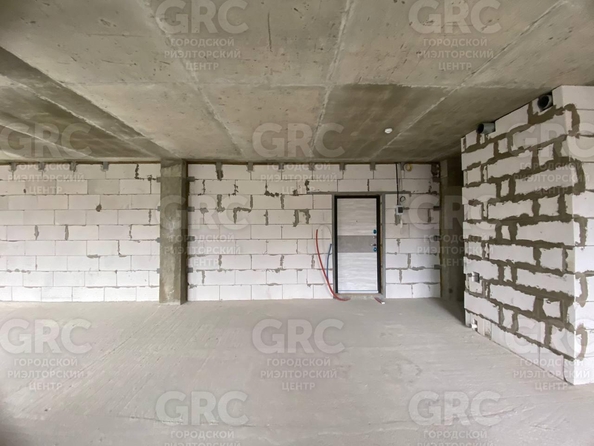 
  Продается 3-комн. квартира, 72.5 м², Туапсинская ул, д. 10
. Фото 6.