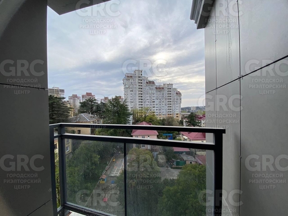 
  Продается 3-комн. квартира, 72.5 м², Туапсинская ул, д. 10
. Фото 10.