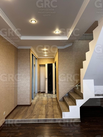 
  Продается 2-комн. квартира 100 м². Фото 1.