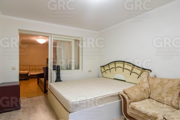 
  Продается 4-комн. квартира, 75 м², Новоселов ул, д. 11
. Фото 9.