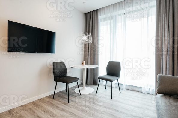 
  Продается студия, 35 м², Конституции СССР ул, д. 18
. Фото 5.