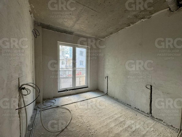 
  Продается 1-комн. квартира, 53 м², Туапсинская ул, д. 10
. Фото 5.