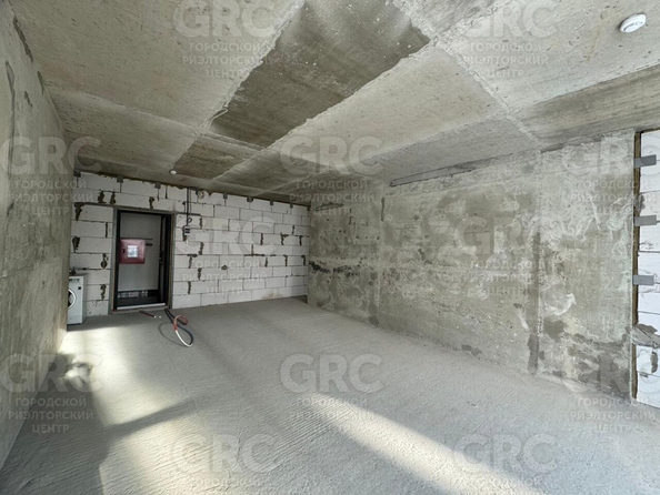 
  Продается 3-комн. квартира, 80 м², Туапсинская ул, д. 10
. Фото 6.