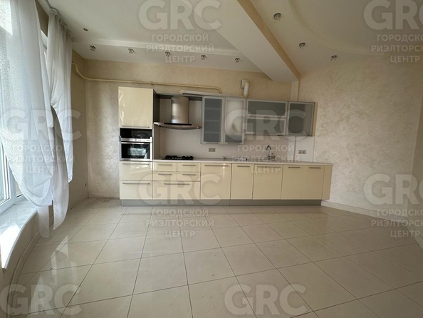 
  Продается 3-комн. квартира, 134 м², Бамбуковая ул, д. 48
. Фото 6.