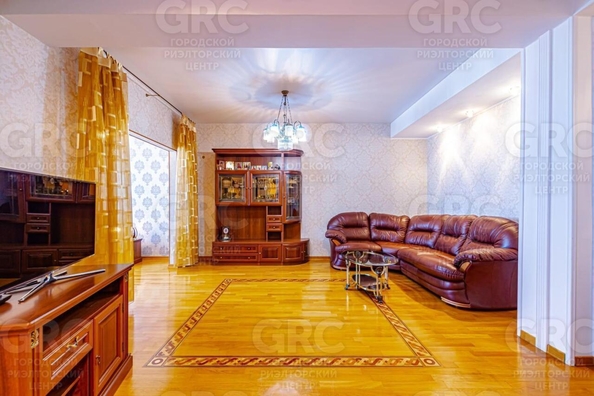 
  Продается 2-комн. квартира 85 м². Фото 1.
