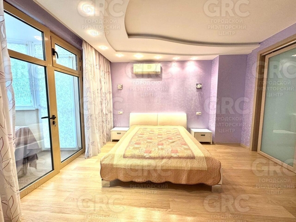 
  Продается 2-комн. квартира, 67 м², Роз ул, д. 52
. Фото 7.