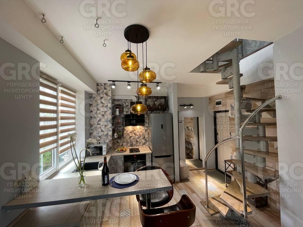 
  Продается студия 37 м². Фото 1.