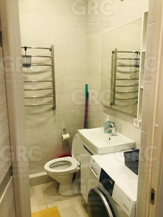 
  Продается 1-комн. квартира, 35.4 м², Батумское шоссе ул, д. 14а
. Фото 8.