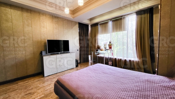 
  Продается 4-комн. квартира 200 м². Фото 8.