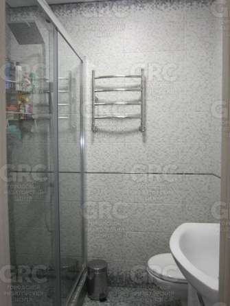 
  Продается 2-комн. квартира, 55 м², Голенева ул, д. 17/4
. Фото 3.