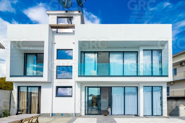 
  Продается дом, 204.7 м², Сочи
. Фото 2.