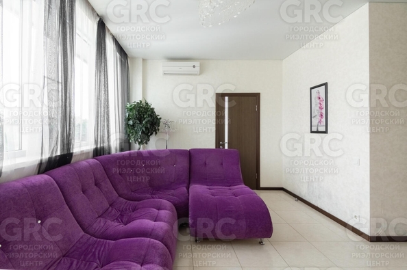 
  Продается 4-комн. квартира 130 м². Фото 2.