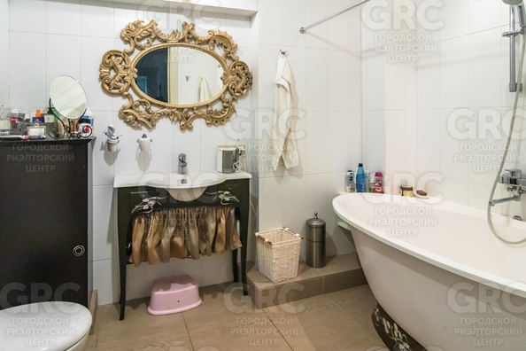 
  Продается 3-комн. квартира 130 м². Фото 21.