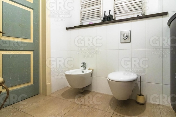 
  Продается 3-комн. квартира 130 м². Фото 23.