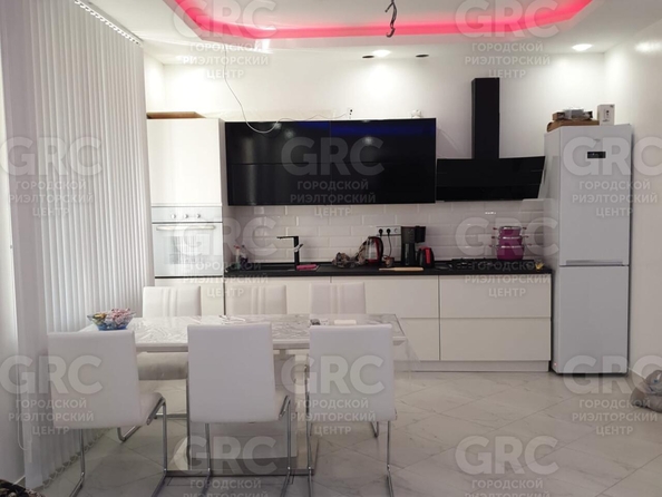
  Продается студия 42 м². Фото 1.