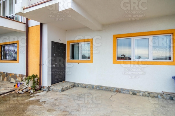 
  Продается 4-комн. квартира 200 м². Фото 3.