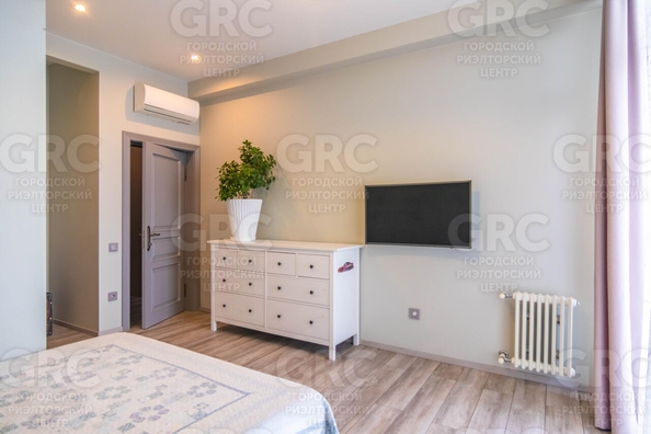 
  Продается 4-комн. квартира 200 м². Фото 27.