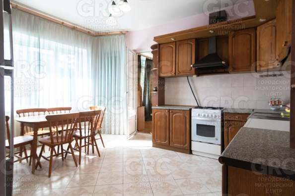 
  Продается 2-комн. квартира 70 м². Фото 2.