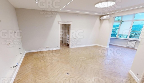 
  Продается 4-комн. квартира 156 м². Фото 3.