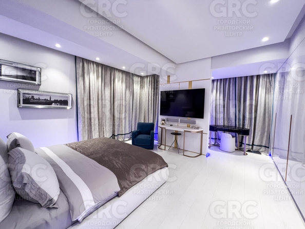 
  Продается 4-комн. квартира 197 м². Фото 17.