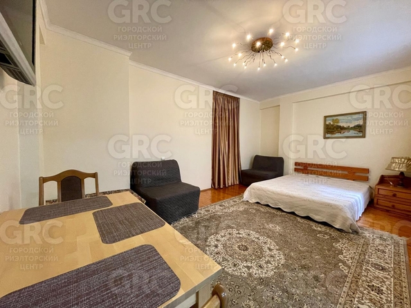 
  Продается дом 200 м². Фото 1.