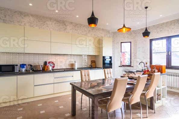 
  Продается дом 250 м². Фото 15.