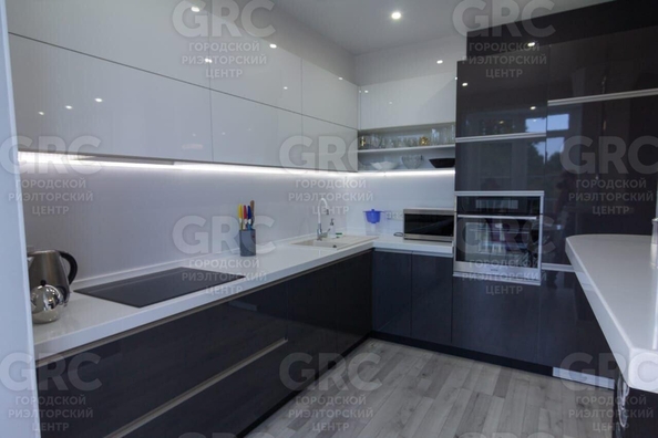 
  Продается 2-комн. квартира 55 м². Фото 2.