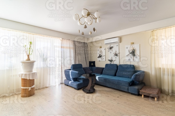 
  Продается 2-комн. квартира 70 м². Фото 2.