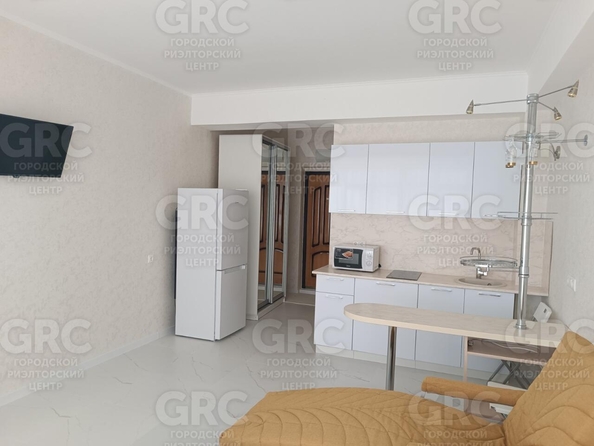 
  Продается студия 28 м². Фото 1.