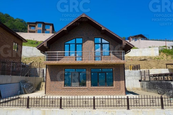 
  Продается коттедж 180 м². Фото 1.