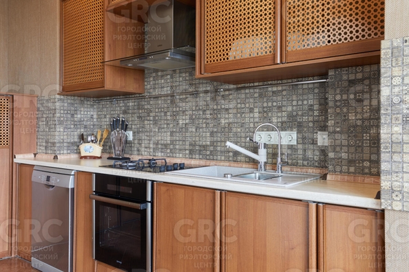 
  Продается 3-комн. квартира 148.4 м². Фото 32.