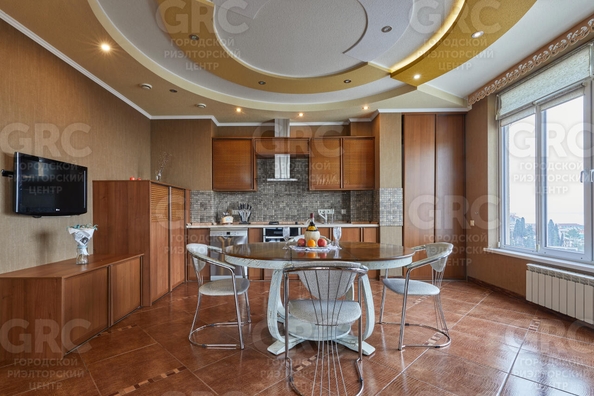 
  Продается 3-комн. квартира 148.4 м². Фото 39.