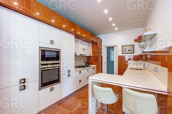 
  Продается 3-комн. квартира 109 м². Фото 1.
