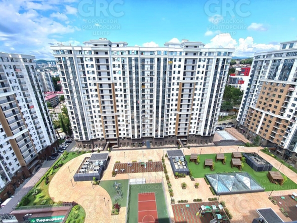 
  Продается 2-комн. квартира 63 м². Фото 1.