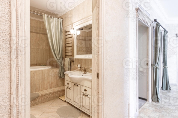 
  Продается 4-комн. квартира 147 м². Фото 32.
