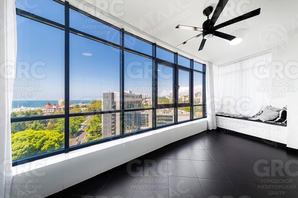 
  Продается 2-комн. квартира 101 м². Фото 1.