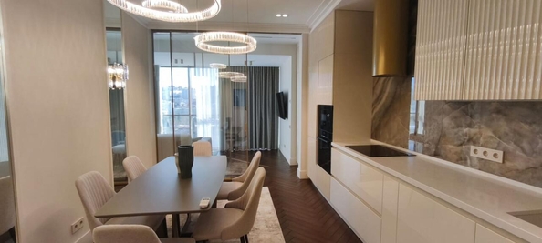 
  Продается 2-комн. квартира 63 м². Фото 1.