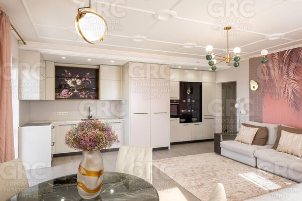
  Продается 2-комн. квартира 102 м². Фото 7.