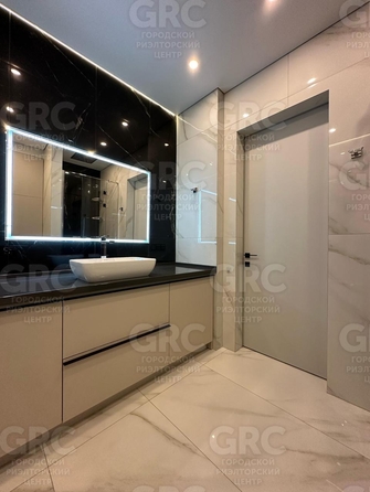 
  Продается 4-комн. квартира 140 м². Фото 35.